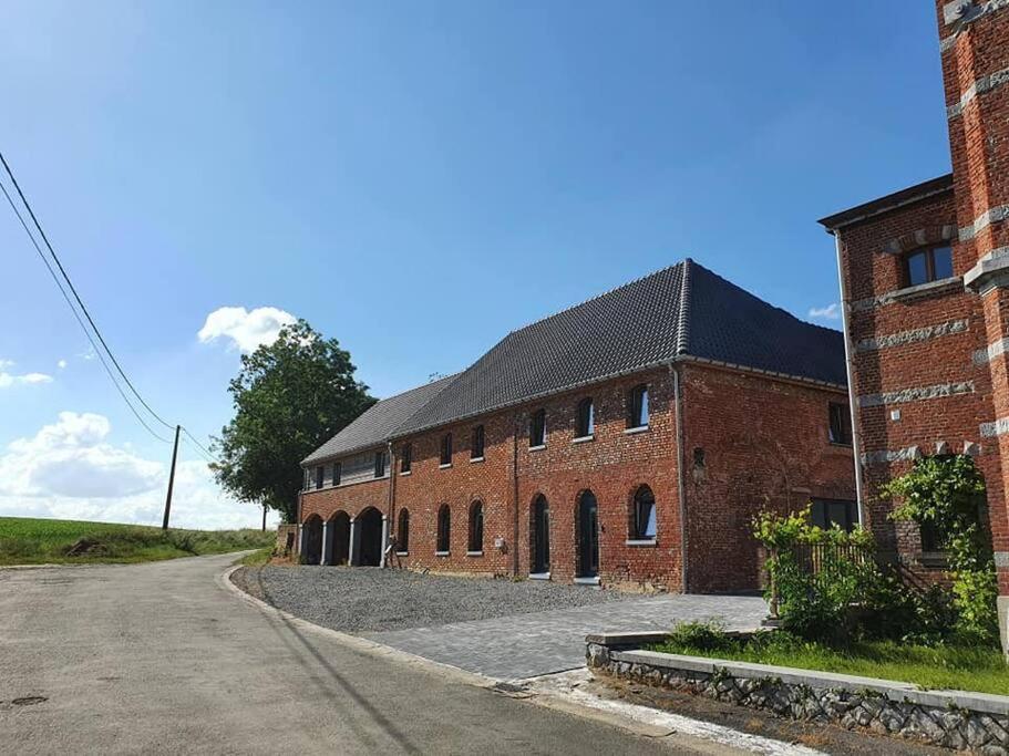 Vila Gite Au Coin Perdu Brugelette Exteriér fotografie